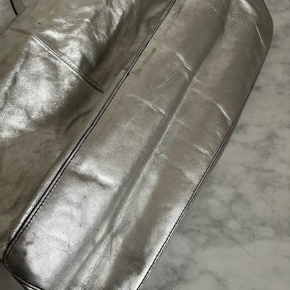 Kenneth Cole 25th Anniversary 1983 Edition SilverTote - Picture 11 of 14